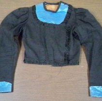 Black shirtwaist with blue trim