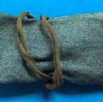 Blue denim needle & pin holder