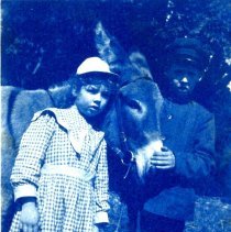 Kathleen & Harlow Bonniwell Jr. & burro