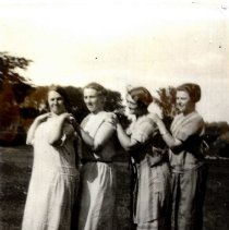 Amelia Schultz, Bertha Rannow, Anna Schramm, Olga Zipf (Dobberstein sisters