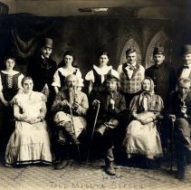 Class Play "Teta Mistra Stycha",1914