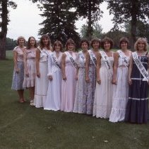 1979 Hutch Water Carnival/candidates w/Jaycee Women at Country Club