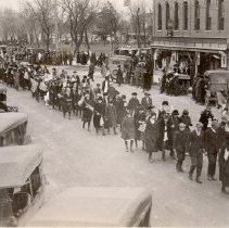 Hutchinson, MN Victory Day Parade