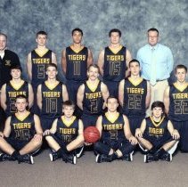 2014-2015 HHS Varsity boys' basketball team