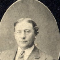 J. F. Fiedler, Banker