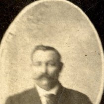 Albert Polfuss, Saloonkeeper