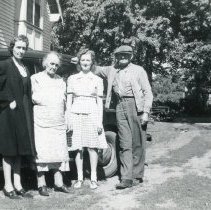 Corinne, Mabel, Ethel and Frank Ames