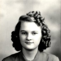 Edan Elizabeth "Betty" Dennis