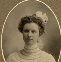 Dorothy Jacobson, HHS Class of 1903