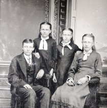Four older children of Margret Cohrs, Plato, MN, c.1885