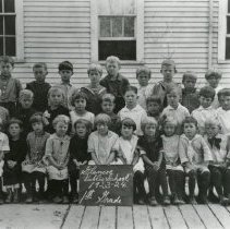 First Grade students of Glencoe Public Schools, 1923-1924