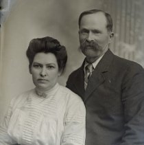 E. E. Lee and wife, 1911