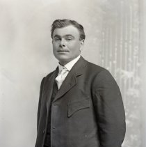 John Moravec, 1911