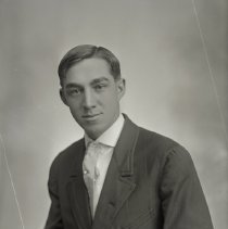 Virgil Nobles, 1910