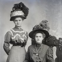 Mary Templin & Lena Miller, 1911
