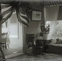 Luther Gilbert living room