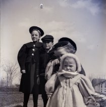 Gilbert children-Genevieve, Luther B, Josephine. Gideon, Clara R, 1898