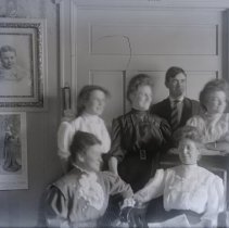 Gilbert children, mother, carrie Nobles at Gilbert home