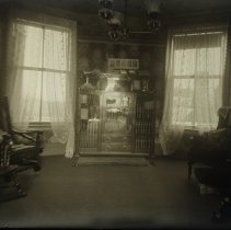 Luther W. Gilbert house interior