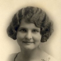 Doris Oliva, HHS Class of 1926