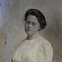 Marion Bell, c.1911