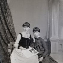 Daughters of Amos Frankenfield, 1885