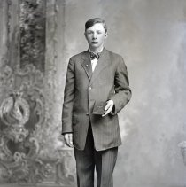 Ewalt Dammann, confirmation, 1911