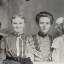 Four generations, Dose family, 1910