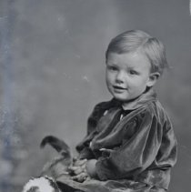 Graupmann boy and his cat