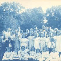 Hutchinson, MN Children