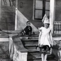 Jim Dahl and Lois Elsa Dahl