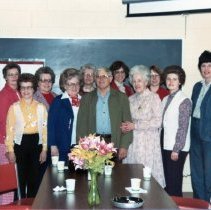 Group of 3M employees at Elsa Young's retirement day