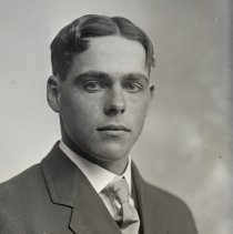 Fred W. Peik, 1910