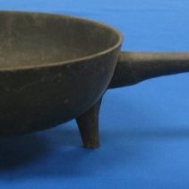 Cast iron "spider" frying pan