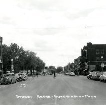 Main Street, Hutchinson, MN, c.1950