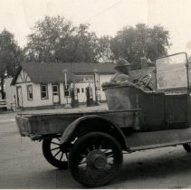 Tony Hlavka automobile; Shamla Oil Company, Silver Lake, MN