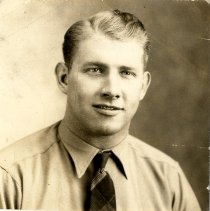 Dr. Thompson, Veterinarian, Silver Lake, MN