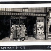 Braun's store employees, Hutchinson, MN, 1938