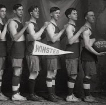 Winsted basketball team, 1913-1914