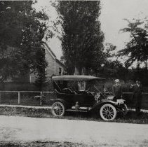 Rob Lindeke's automobile, 1912