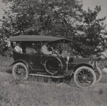 Automobile and 4 unidentified occupants