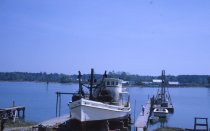 Buyboat  on the railway