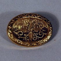Brooch
