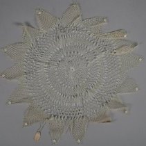 Pointed Meshwork Lace Doily