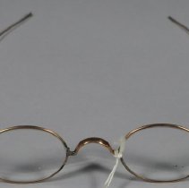 Eyeglasses