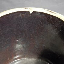 Detail of interior lip damage, 2010 image