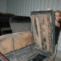 Sleigh - seat cushion, underside