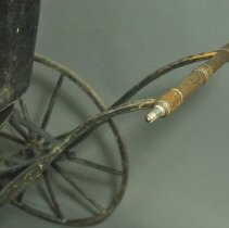 Carriage, Baby -  Handle from left side