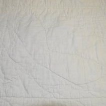 Block with leaf quilting - underside