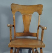 Chair, Rocking - Front view